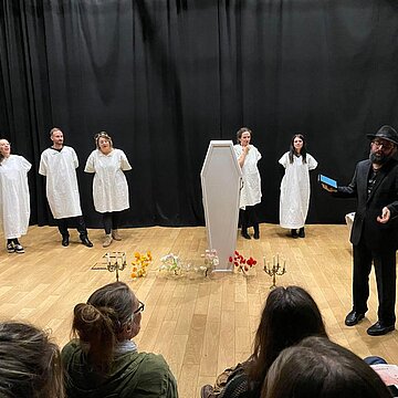 Cluedo géant "Les fils de Dieu"- A l'heure du dé!