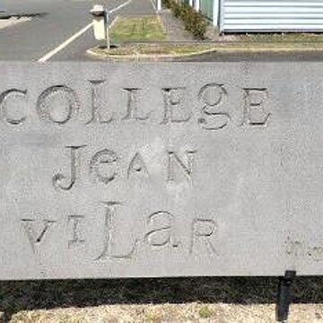 C.D.I. du collège Jean Vilar (Riom, 63)